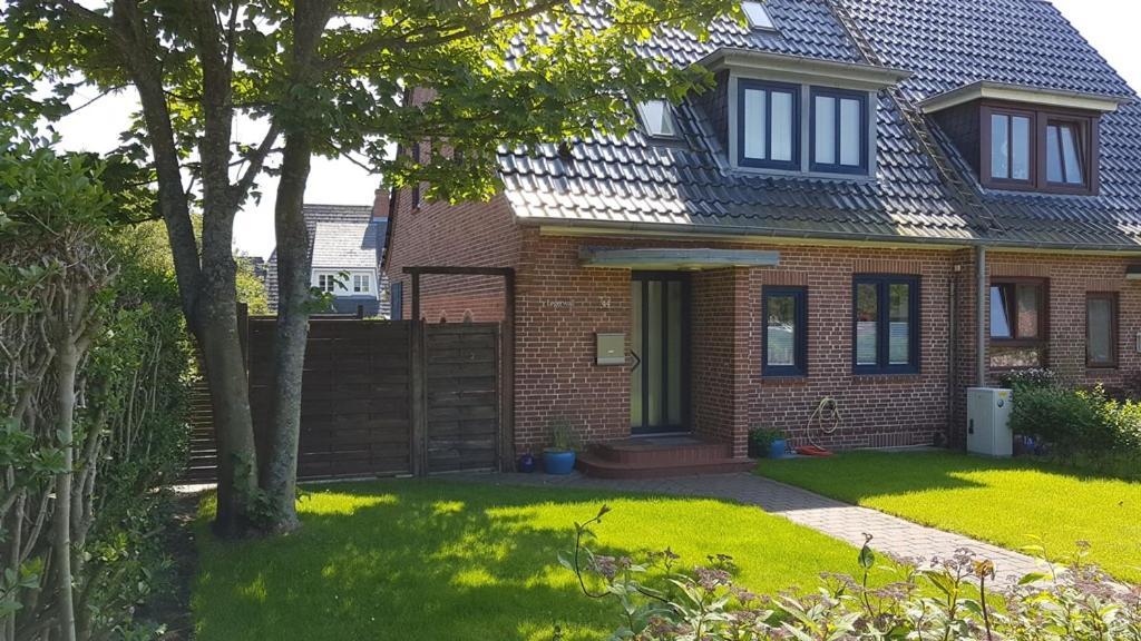 Geschmackvoll Eingerichtete Ferienwohnung Fuer 2 Personen, Verspricht Entspannung Pur. Вестерланд Екстериор снимка